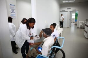 Read more about the article SRS Valdesia y SENASA realizan jornada de autocuidado con Círculos Comunitarios de Salud